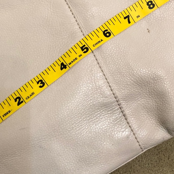 Michael Kors Pebbled Leather Jet Set Tote Bag - Picture 12 of 16